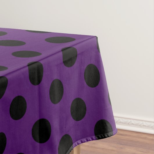 Nappe Pois noirs sur prune violette (In Situ)