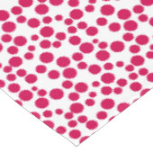 Nappe pois rouges sur un arrière - plan blanc (Angle)