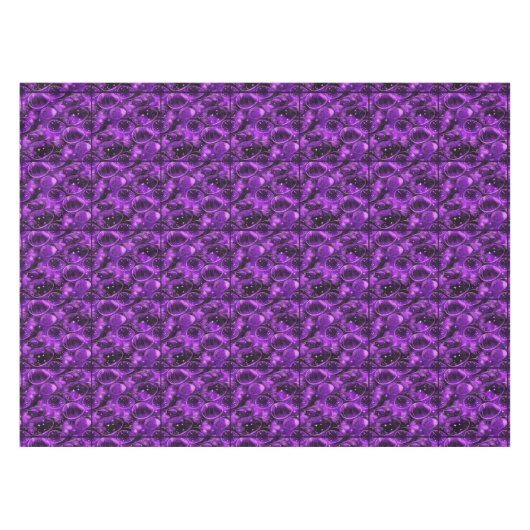 Nappe Purple Gothic Easter Pattern (Devant (Horizontal))