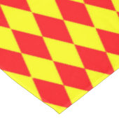 Nappe Red Yellow Harlequin Checkered Design (Angle)