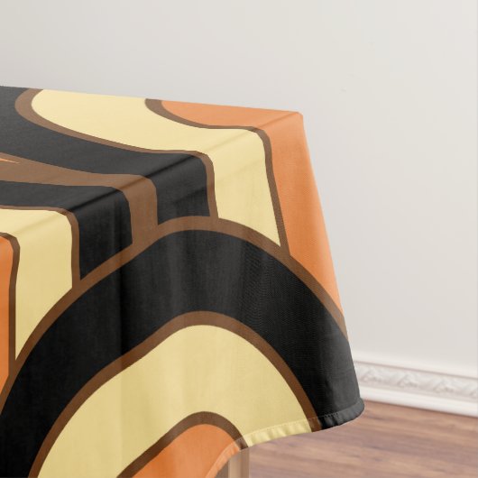 Nappe Retro Gradated Geometric Fan Pattern (In Situ)