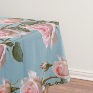 Nappe Roses roses pastel sur un fond bleu ciel doux