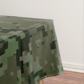 Nappe Silhouette Bigfoot sur Camouflage numérique Woodla (In Situ)