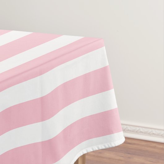 Nappe Simples Motifs Rose Et Blanc  (In Situ)