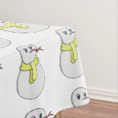 Nappe Snowman portant une écharpe jaune (In Situ)