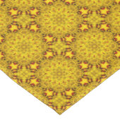 Nappe Soucis jaunes et kaléidoscope vintage rouge (Angle)
