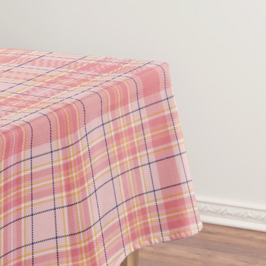 Nappe Tartan Plaid en rose, Pêche, Jaune, Noir, Blanc (In Situ)