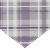 Nappe teintes violettes sur plaid en diagonale grise (Angle)