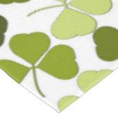 Nappe Trèfle vert dans une variété de nuances (Angle)
