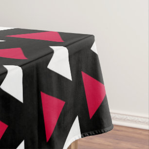 Nappe Triangles noir, rouge et blanc