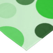 Nappe Vert Avec Des Pois Envieux, (Angle)