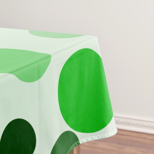 Nappe Vert Avec Des Pois Envieux, (In Situ)