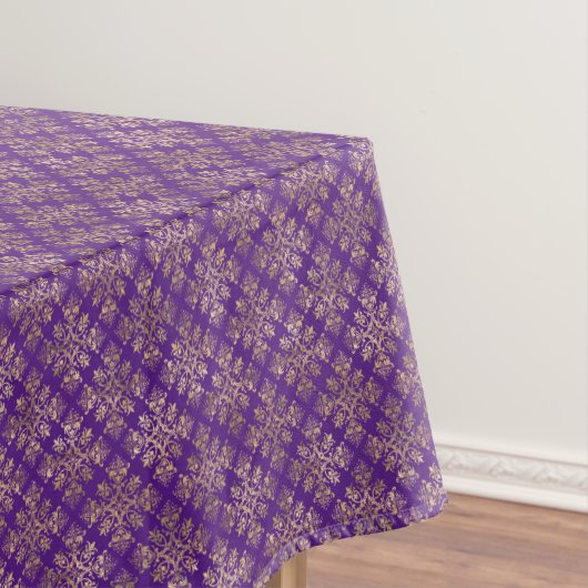 Nappe Vintage Gold Purple Damask (In Situ)