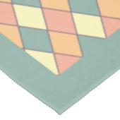Nappe Vintage Harlequine Diagonal dans Pastels Monogramm (Angle)
