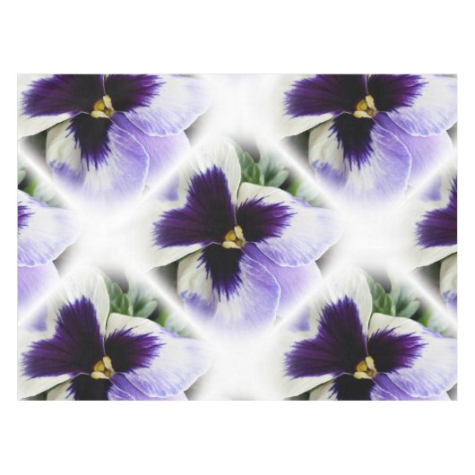 Nappe violet profond sur blanc (Devant (Horizontal))