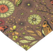 Nappe Voler, voler libellule sur la cannelle brun (Angle)