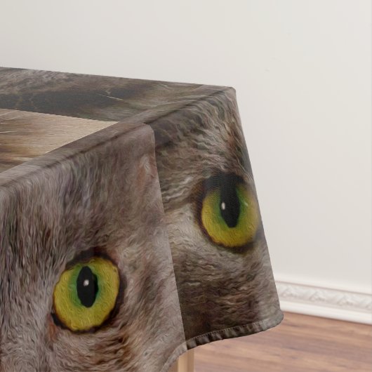 Nappe "Whiskers d'or : un chaton Brown dans la peinture (In Situ)