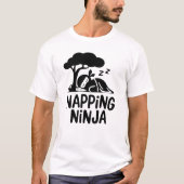 Napping Ninja - Schattigee slaperige Ninja Art Fun T-shirt (Voorkant)