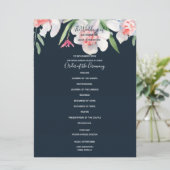 Narcisse blanc sur programme de mariage marine (Debout devant)