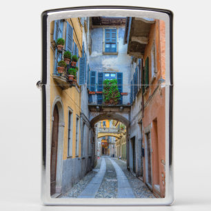 Narrow city street, Italië