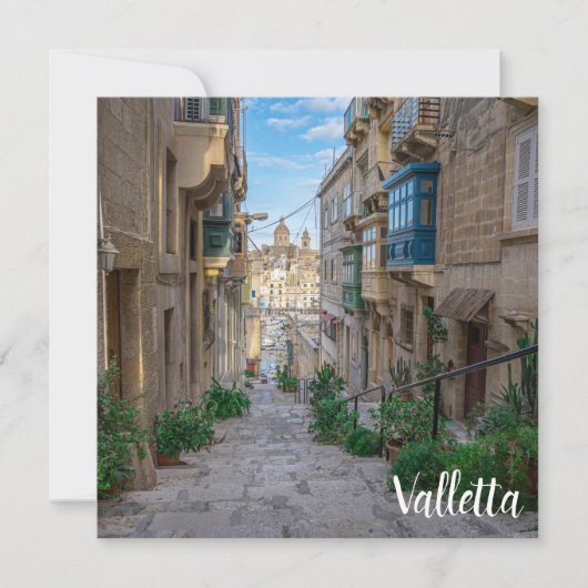 Narrow street in Malta (Voorkant)