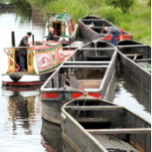 NARROWBOTEN OP HET KANAAL BRIEFKAART
