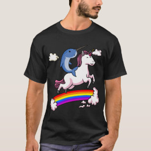 Narwalvis rijdt op eenhoorn t-shirt
