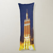 NASA Orion Spacecraft Rocket Launch Lichaamskussen (Achterkant (Verticaal))