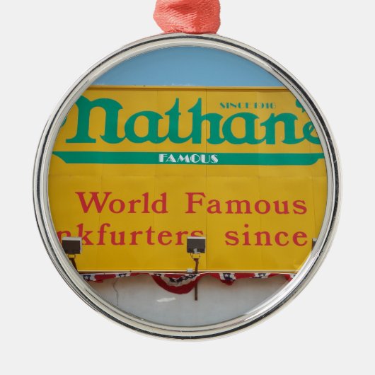 Nathan's beroemde Ornament (Voorkant)