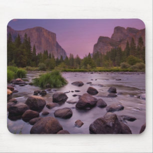 Nationaal park Yosemite in Dusk Muismat