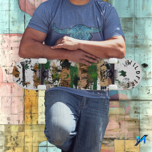 Natuur-geïnspireerde graffiti met aardse Abstracte Skateboard