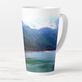 Natuur Landscape Green Lake, Mountain en Trees Latte Mok