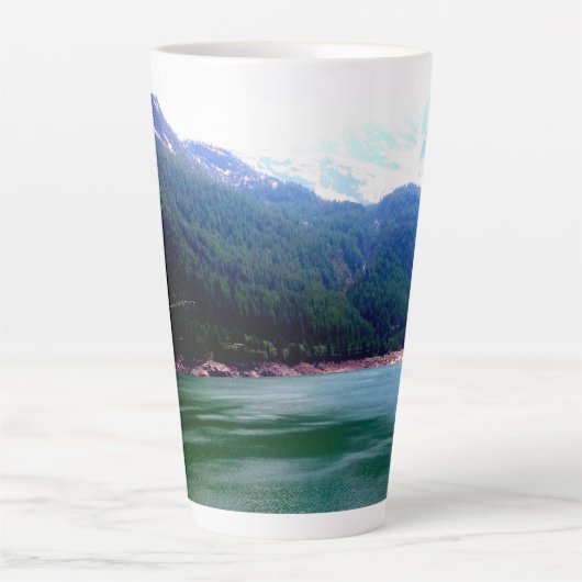 Natuur Landscape Green Lake, Mountain en Trees Latte Mok (Voorkant)