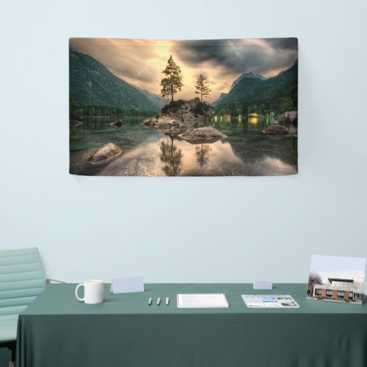 Natuur reizen - Landschap in het gebergte Spandoek (Beurs)