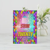 Naughty Squirrel Café Anniversaire Invitation de f (Debout devant)