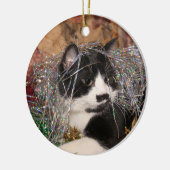 Naughty tuxedo kat Kerstmis Keramisch Ornament (Links)