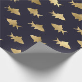 Nautical Black and Gold Fish Pattern Cadeaupapier (Hoek)