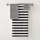 Nautical Black White Stripes and White Anchor Bad Handdoek (Insitu)