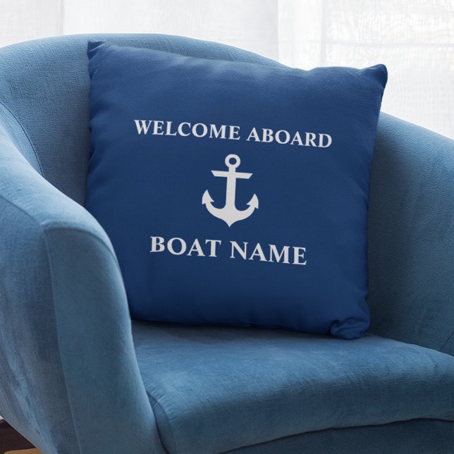 Nautical Blue Welcome Aboard Name Navy Blue Kussen (Customize to change text size or text style.)