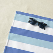 Nautical Dolphin Navy Blue Stripe Strandlaken (In situ)