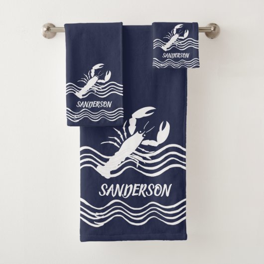 Nautical Lobster Navy Blue white Bath Monogram Bad Handdoek (Insitu)