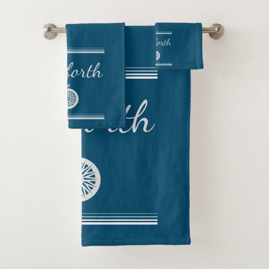 Nautical Navy and White Sailboat Bath Towel Bad Handdoek (Insitu)