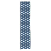 Nautical Navy Blue and White Boat Anchor Pattern Korte Tafelloper (Voorkant)