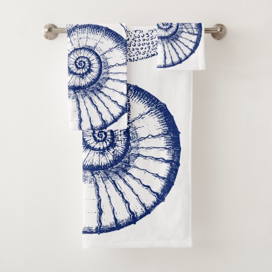 Nautilus Seashell & Starfish Marine Life Custom Bad Handdoek (Insitu)