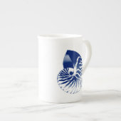 Nautilus shell - marineblauw en wit porselein kop (Voorkant rechts)
