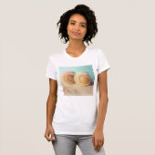 Nautilus Shells op strand T-shirt (Voorkant volledig)