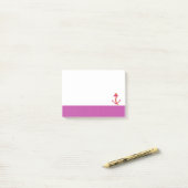 Nautisch anker met roze rand post-it® notes (Op bureau)