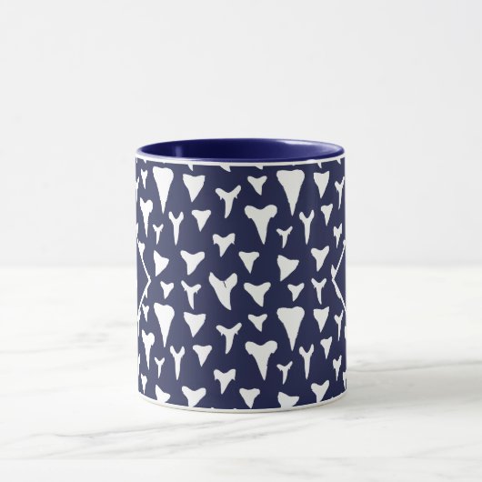 Nautisch blauw en witte haaientanden Patroon Mok (Midden)