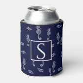 Nautisch monogram Zeepaardenschelp Navy Blue White Blikjeskoeler (Blikje Voorkant)