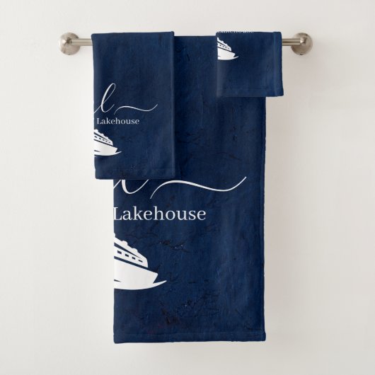 Nautische marine blauwe boot monogram bad handdoek (Insitu)
